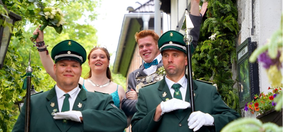 Seite 1 XARA  A MODERN WEB SOLUTION